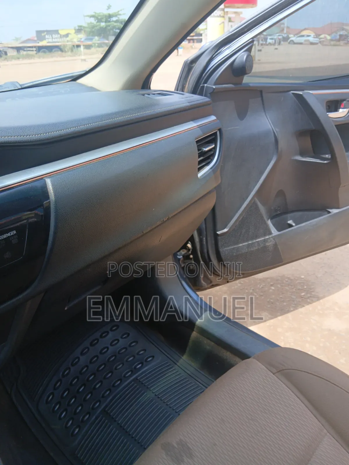 Toyota Corolla LE 4dr Sedan (1.8L 4cyl CVT) 2016 Gray