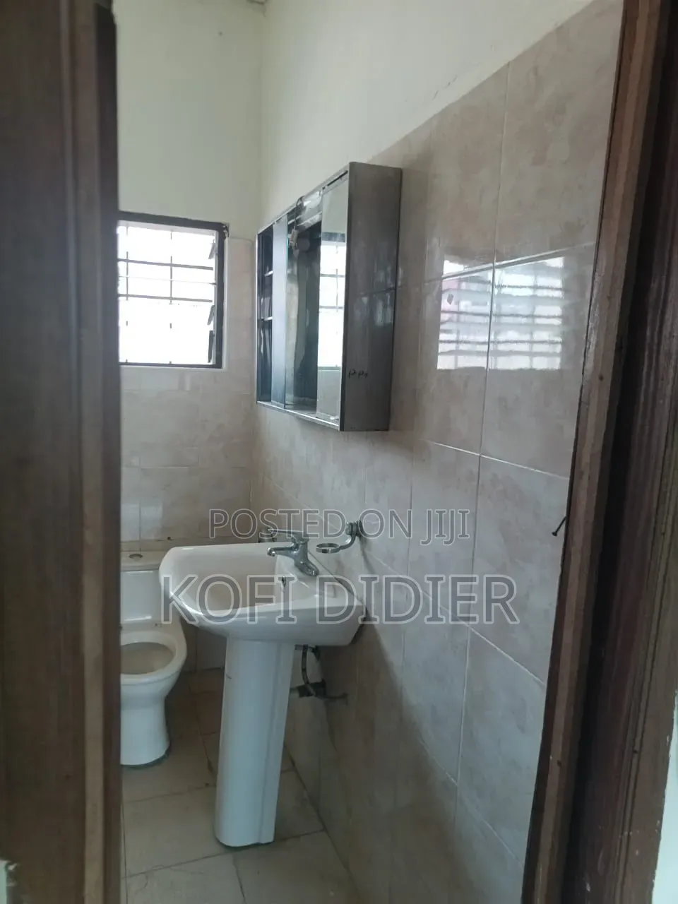 3bdrm House in Livewellrealestate, Last Stop for rent