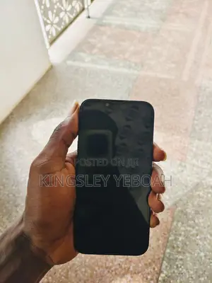 New Apple iPhone 13 128 GB Green