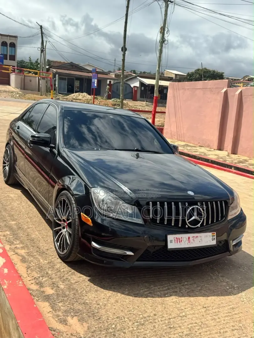 Mercedes-Benz C250 2013 Black