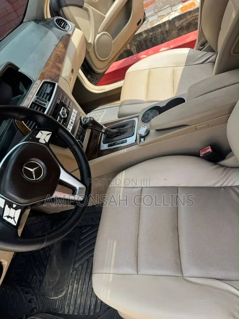 Mercedes-Benz C250 2013 Black