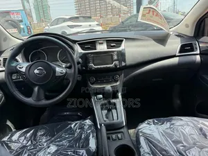 Nissan Sentra SV 2018 Gray