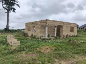 2bdrm House in Papase, Awutu Senya East Municipal for sale