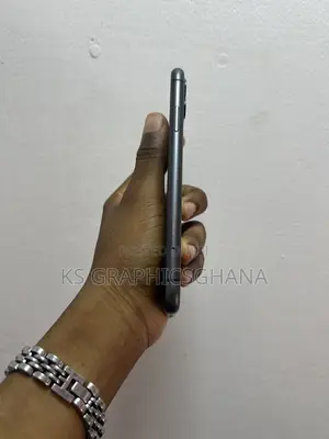 Apple iPhone 11 128 GB Black