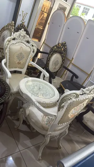 Royal Chair Royals Fumis