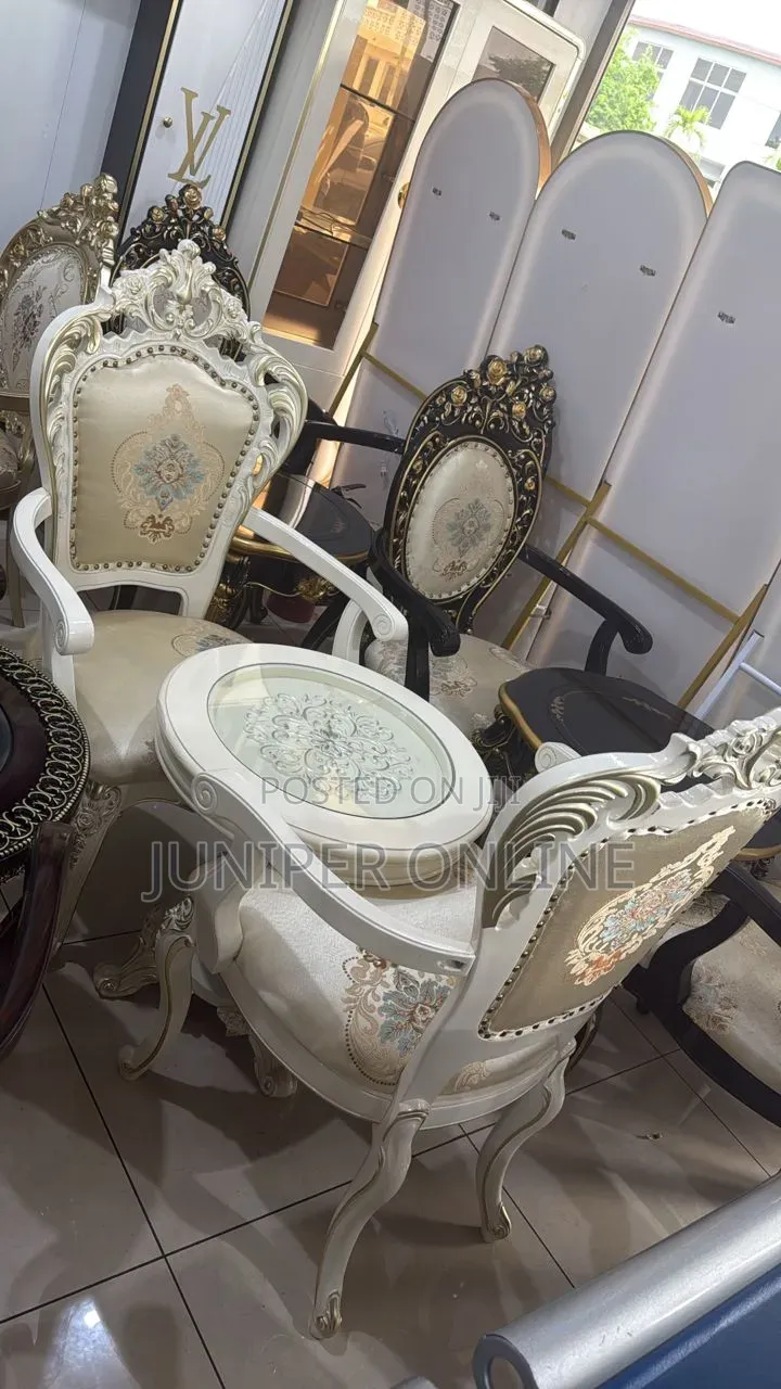 Royal Chair Royals Fumis
