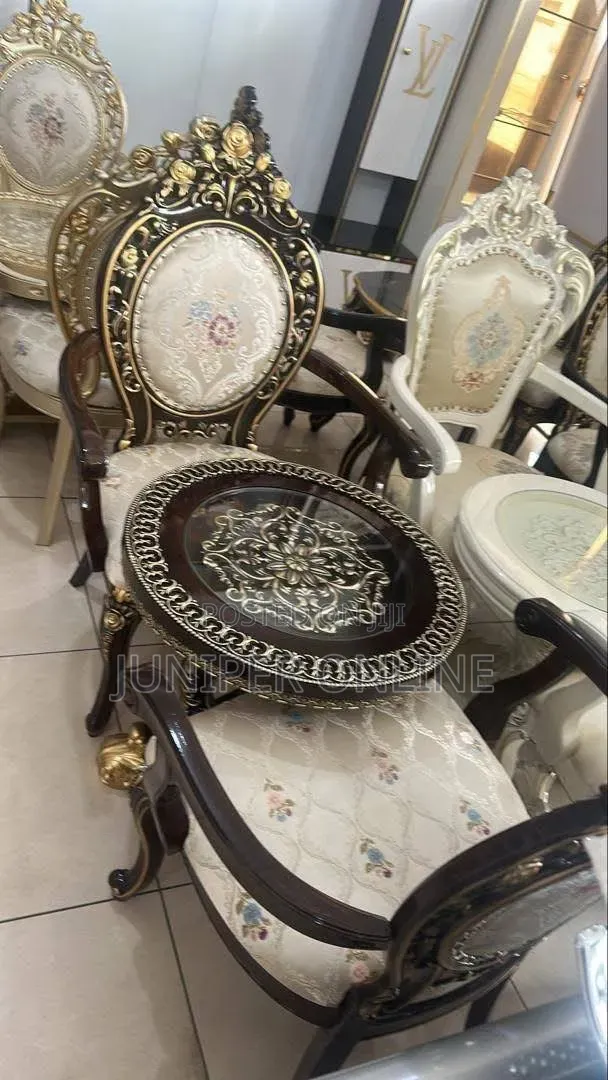 Royal Chair Royals Fumis