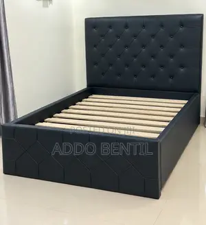 Luxury Black Leather Bed With Foreign Mattress