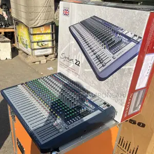 Soundcraft Signature 22