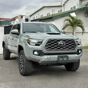 Toyota Tacoma Headlight PAIR(TRD) 2015,2016,2018,2020,2021,2022