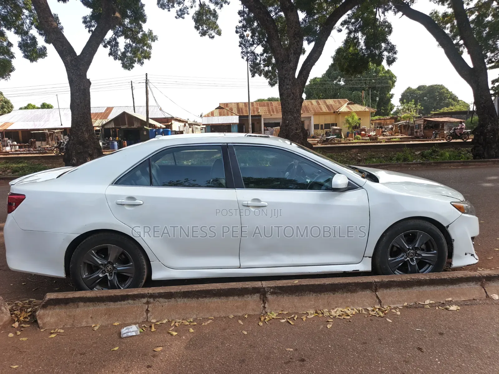 Toyota Camry 2014 White