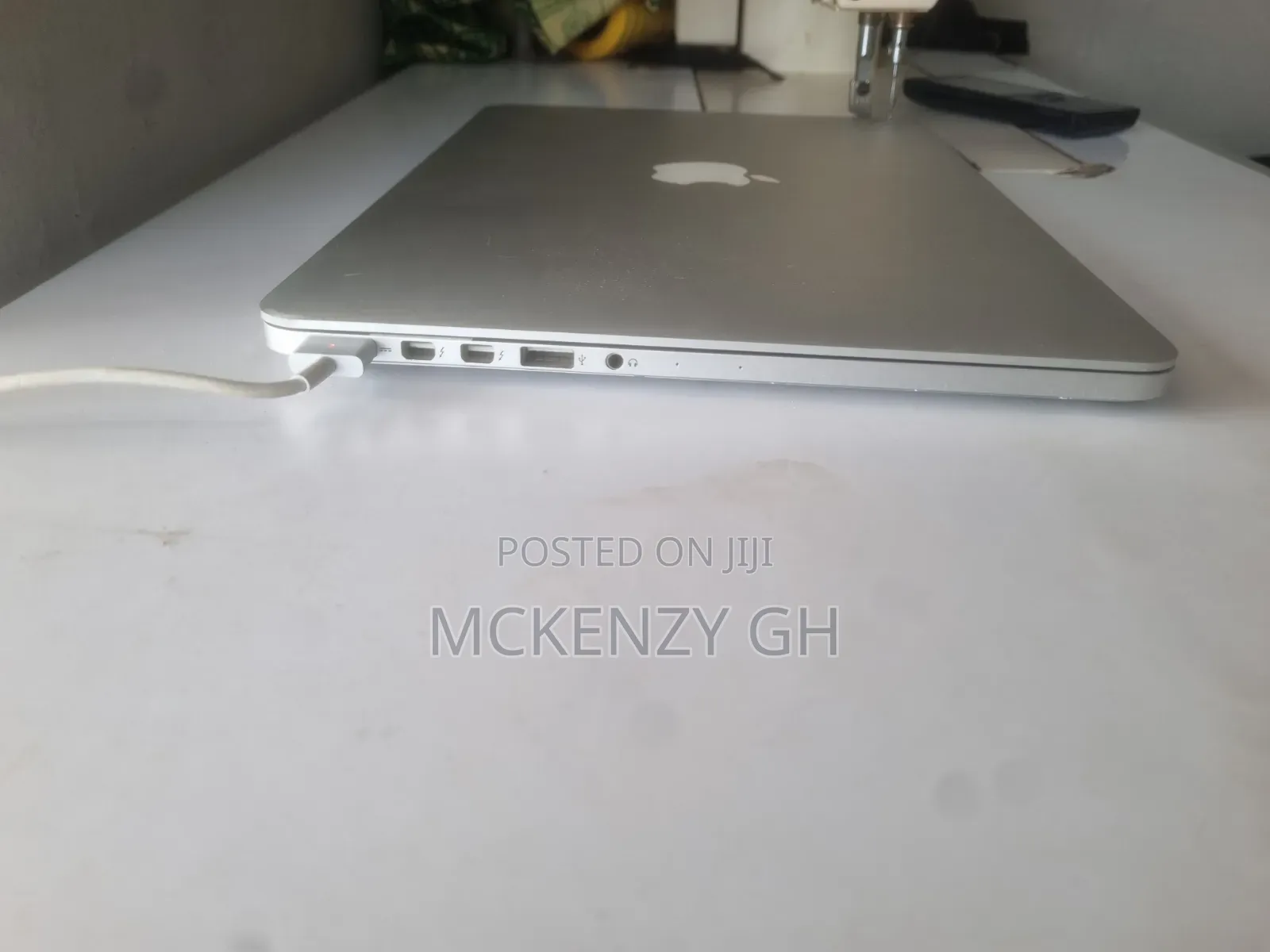Laptop Apple MacBook Pro 2015 8GB Intel Core i5 SSD 128GB