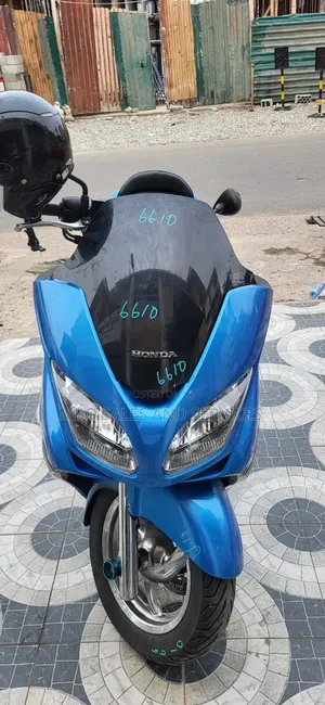 Honda Forza 2018 Blue