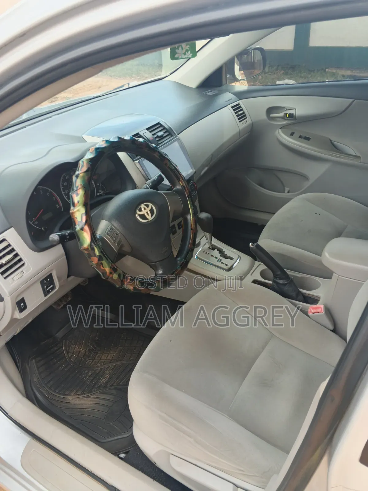 Toyota Corolla 2013 Silver
