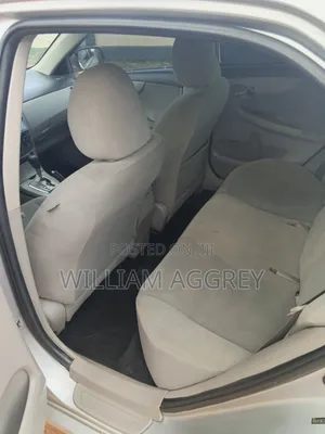 Toyota Corolla 2013 Silver