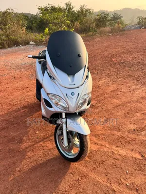 Piaggio Scooter 2009 Silver