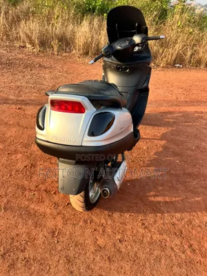 Piaggio Scooter 2009 Silver