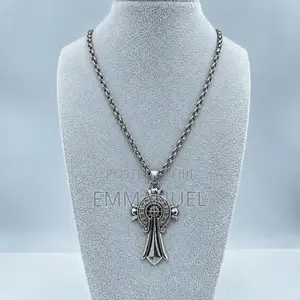 Trending Hip-Pop Chains and Pendants