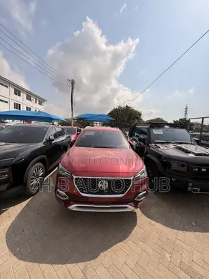 MG HS 2019 Red
