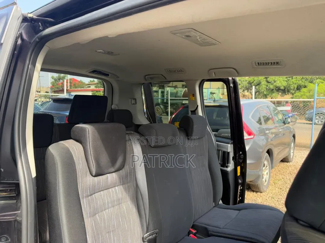 Toyota Voxy X L Edition 2WD 7-Seater 2013 Black