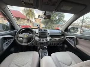 Toyota RAV4 2008 Blue