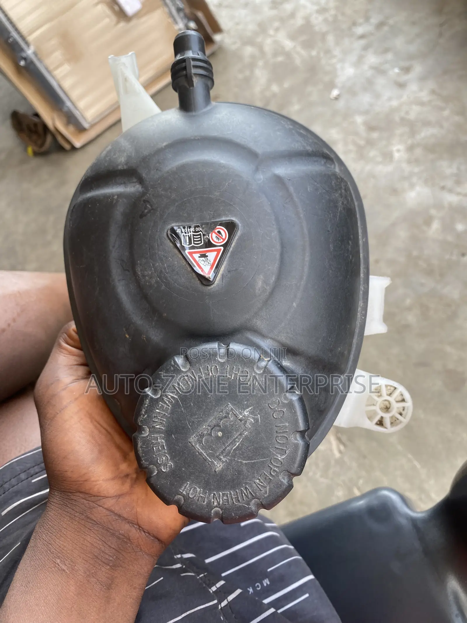 Mercedes Benz C-Class Coolant Reservoir Tank/Coolant Expansion Bottle