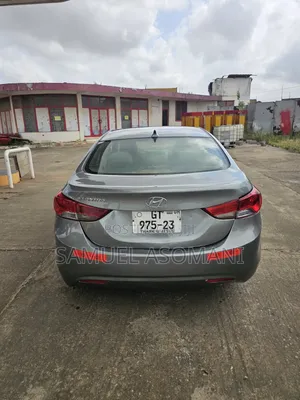 Hyundai Elantra 2012 Blue