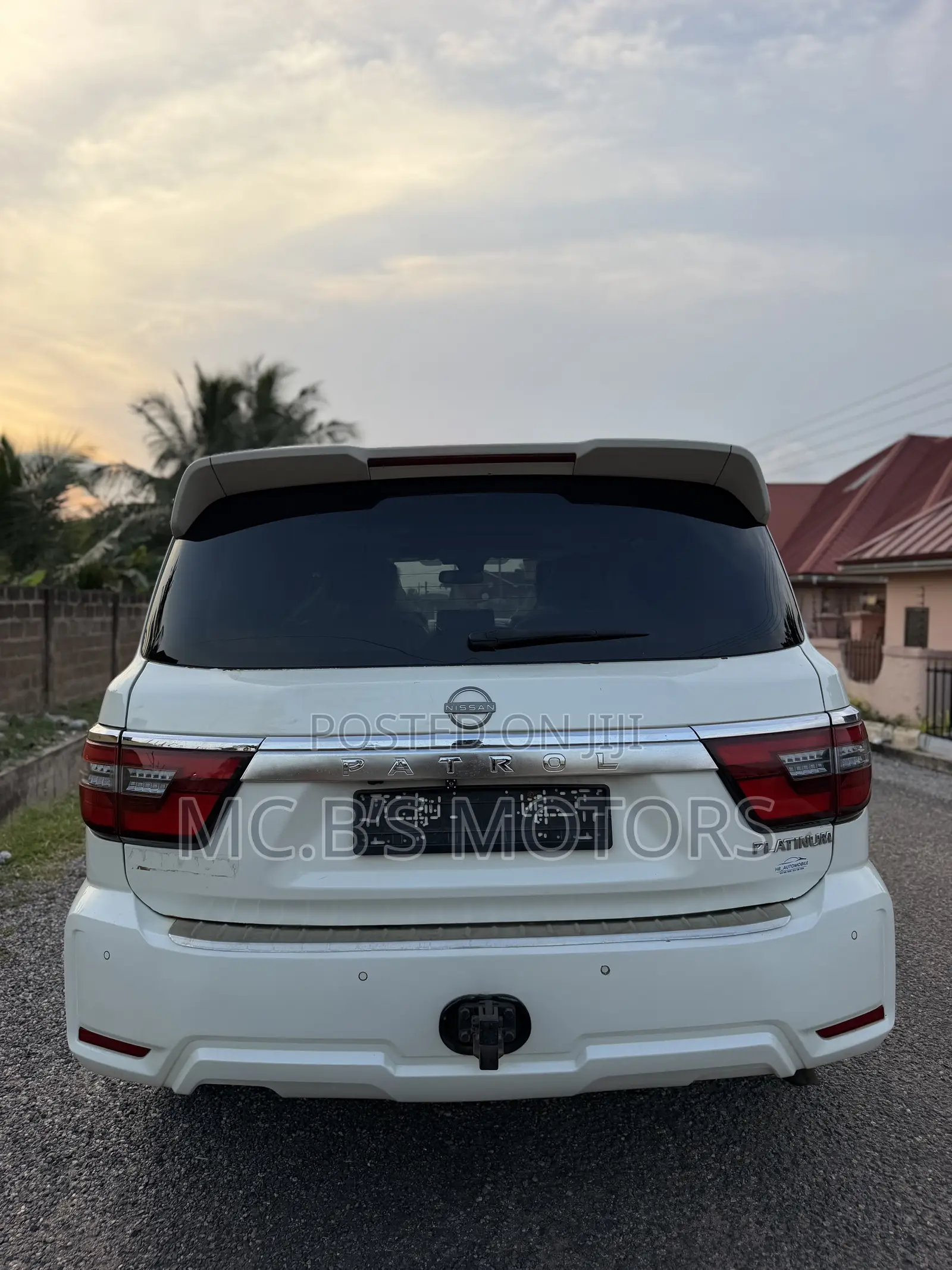 Nissan Patrol 2017 White