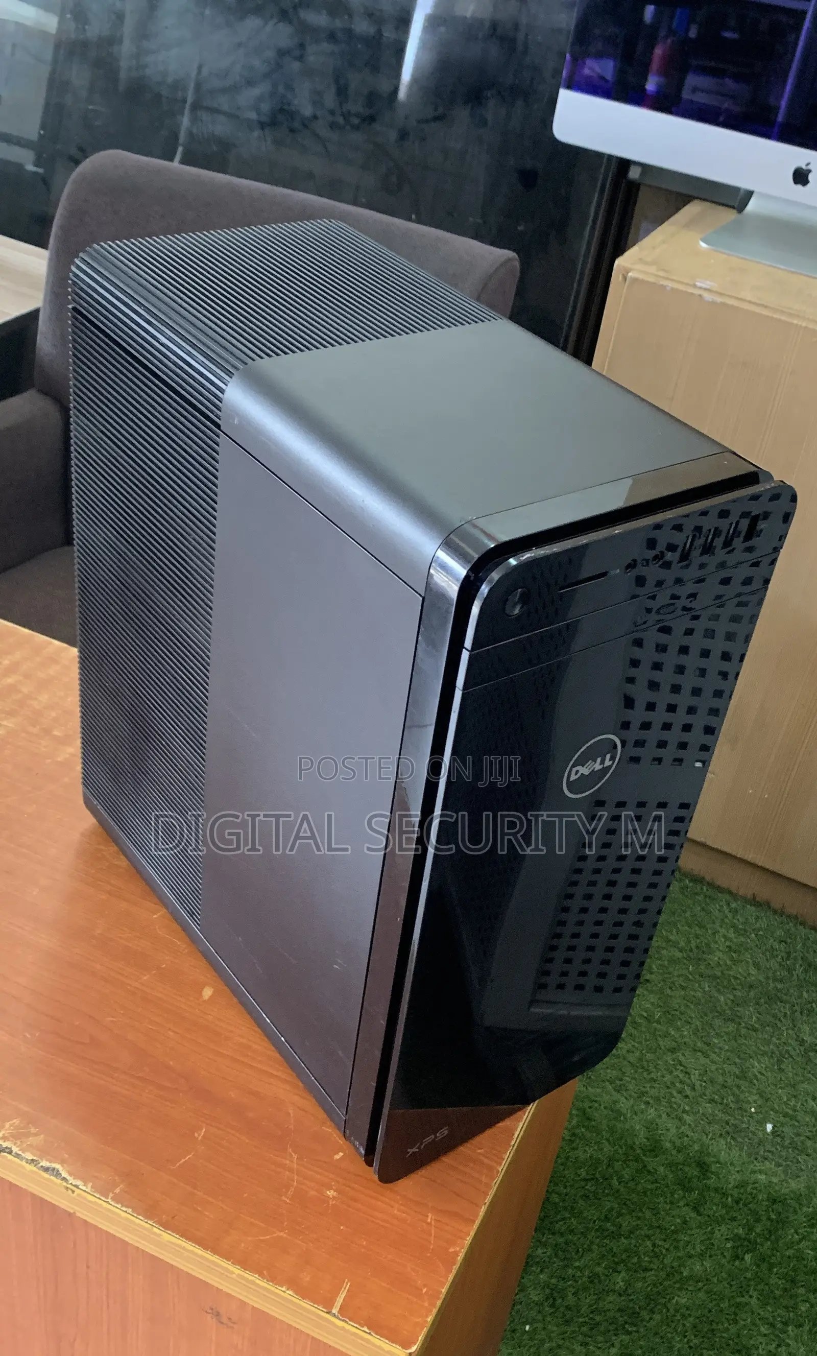Desktop Computer Dell XPS 8GB Intel Core i7 HDD 1T