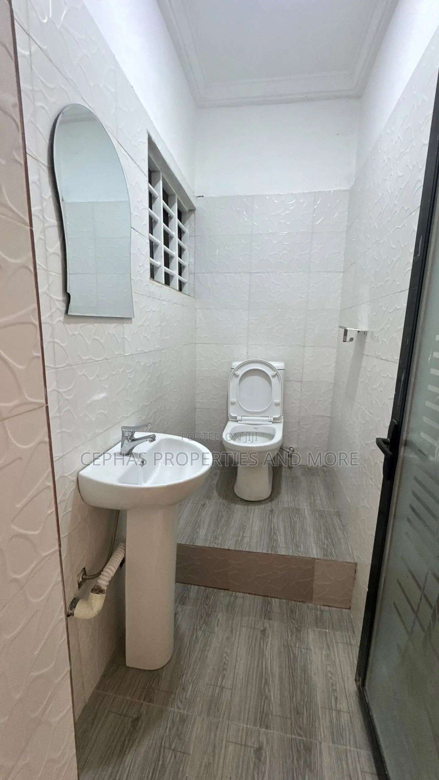 2bdrm Apartment in East Legon for rent