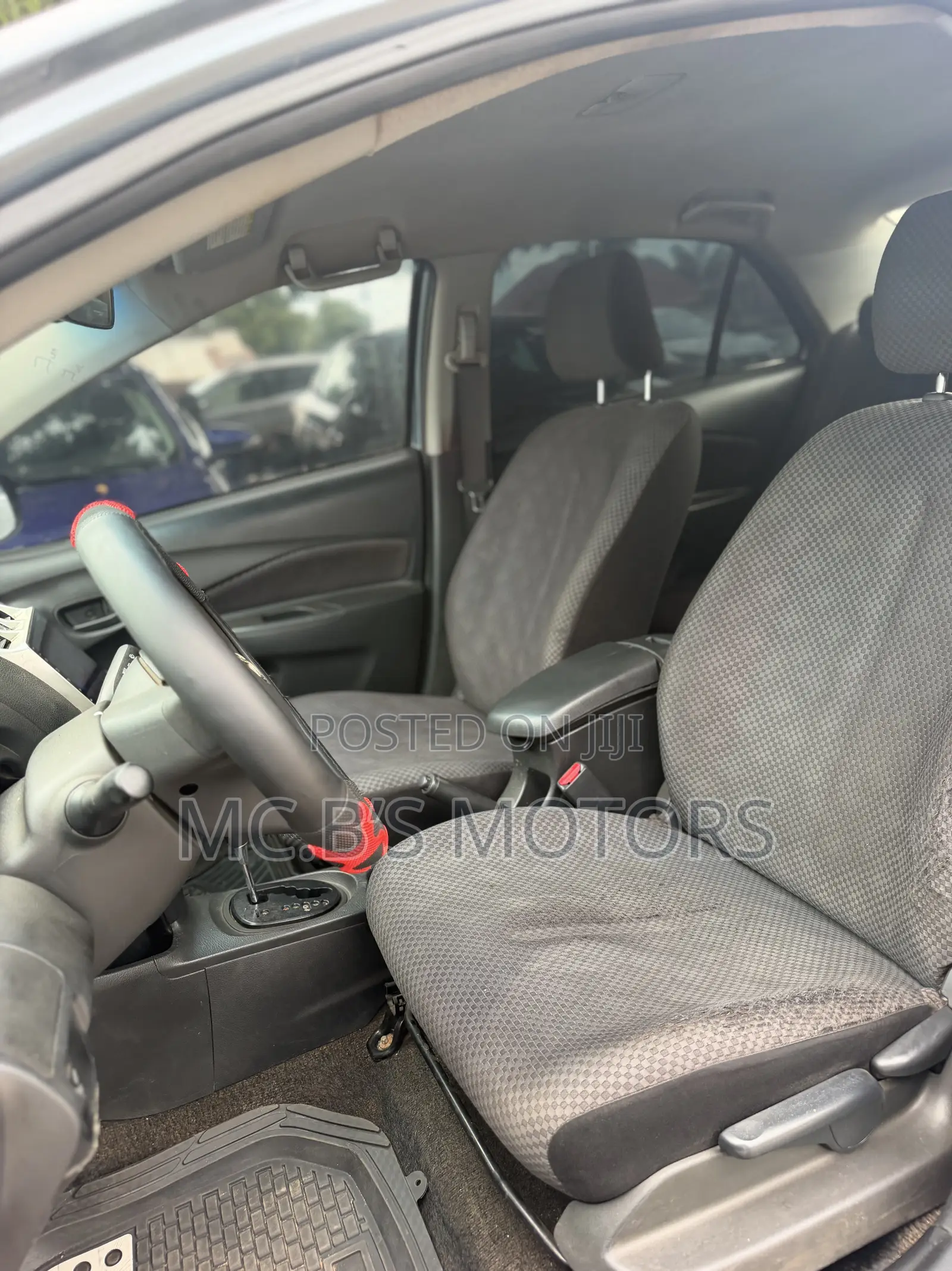 Toyota Yaris 2012 Blue