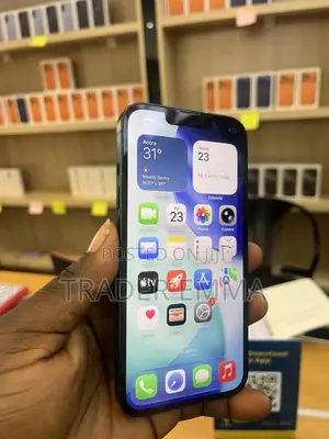 Apple iPhone 13 128 GB Green