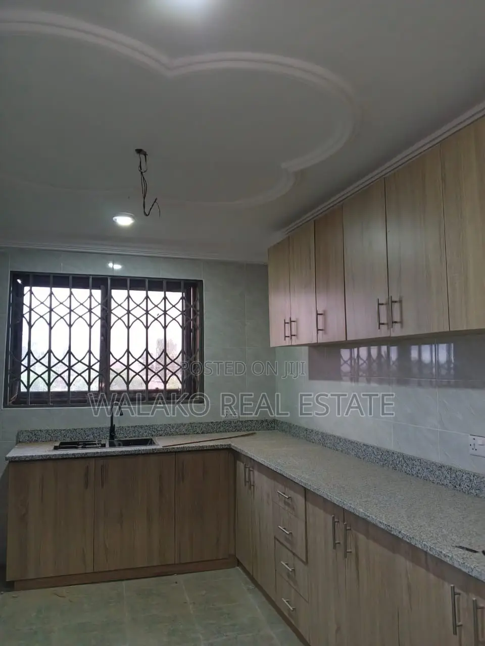 3bdrm Apartment in Ablekuma for rent