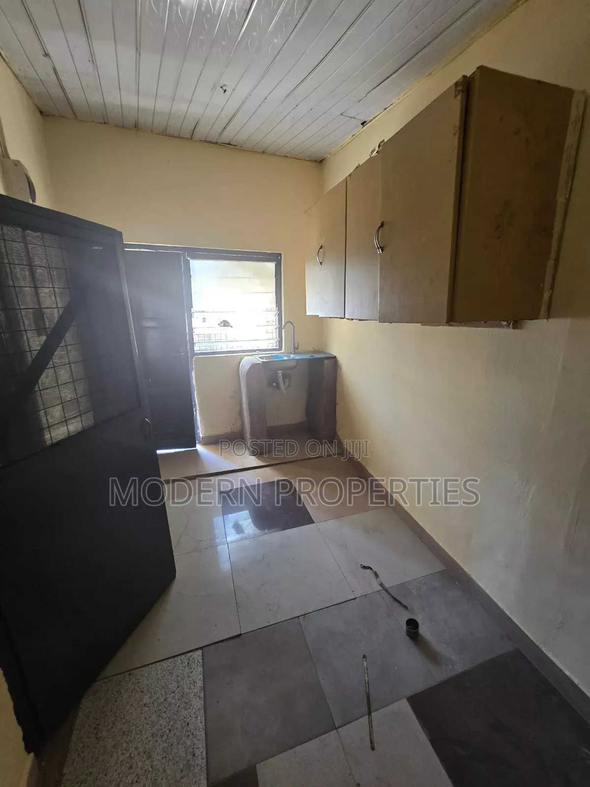 1bdrm Apartment in Modern Properties, New Town for rent