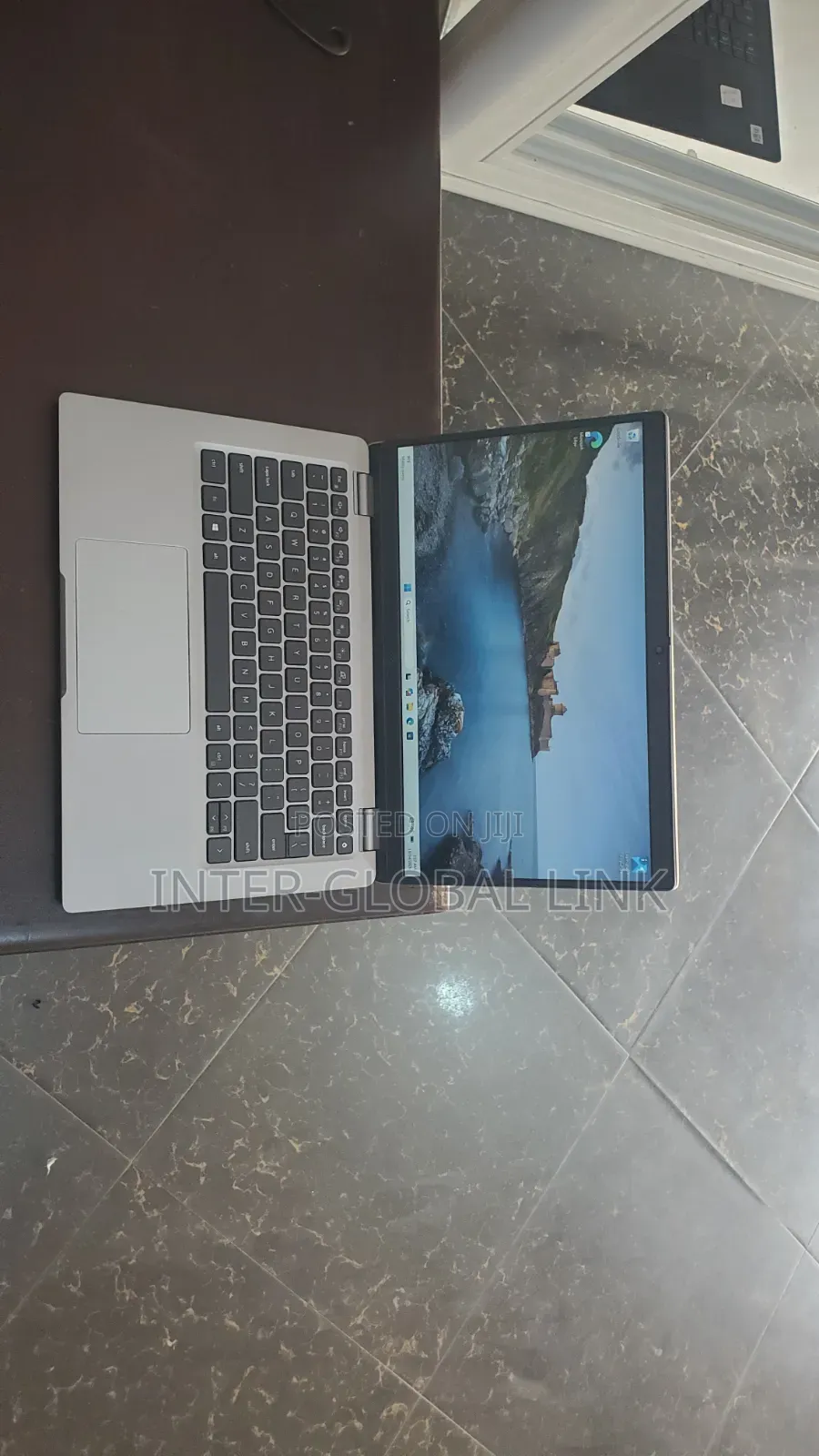 Laptop Dell Latitude 5320 16GB Intel Core i5 SSD 256GB