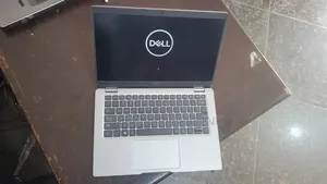 Laptop Dell Latitude 5320 16GB Intel Core i5 SSD 256GB