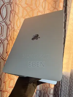 Laptop Apple MacBook Pro 2020 16GB Apple M1 SSD 512GB