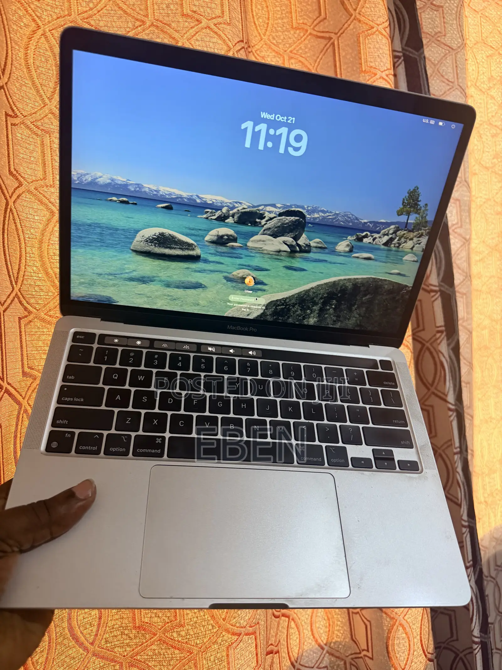 Laptop Apple MacBook Pro 2022 M2 16GB Apple M2 SSD 512GB