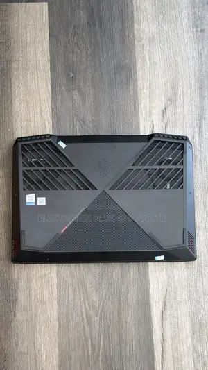 Laptop HP Omen 15 16GB Intel Core i5 HDD+SSD 1T