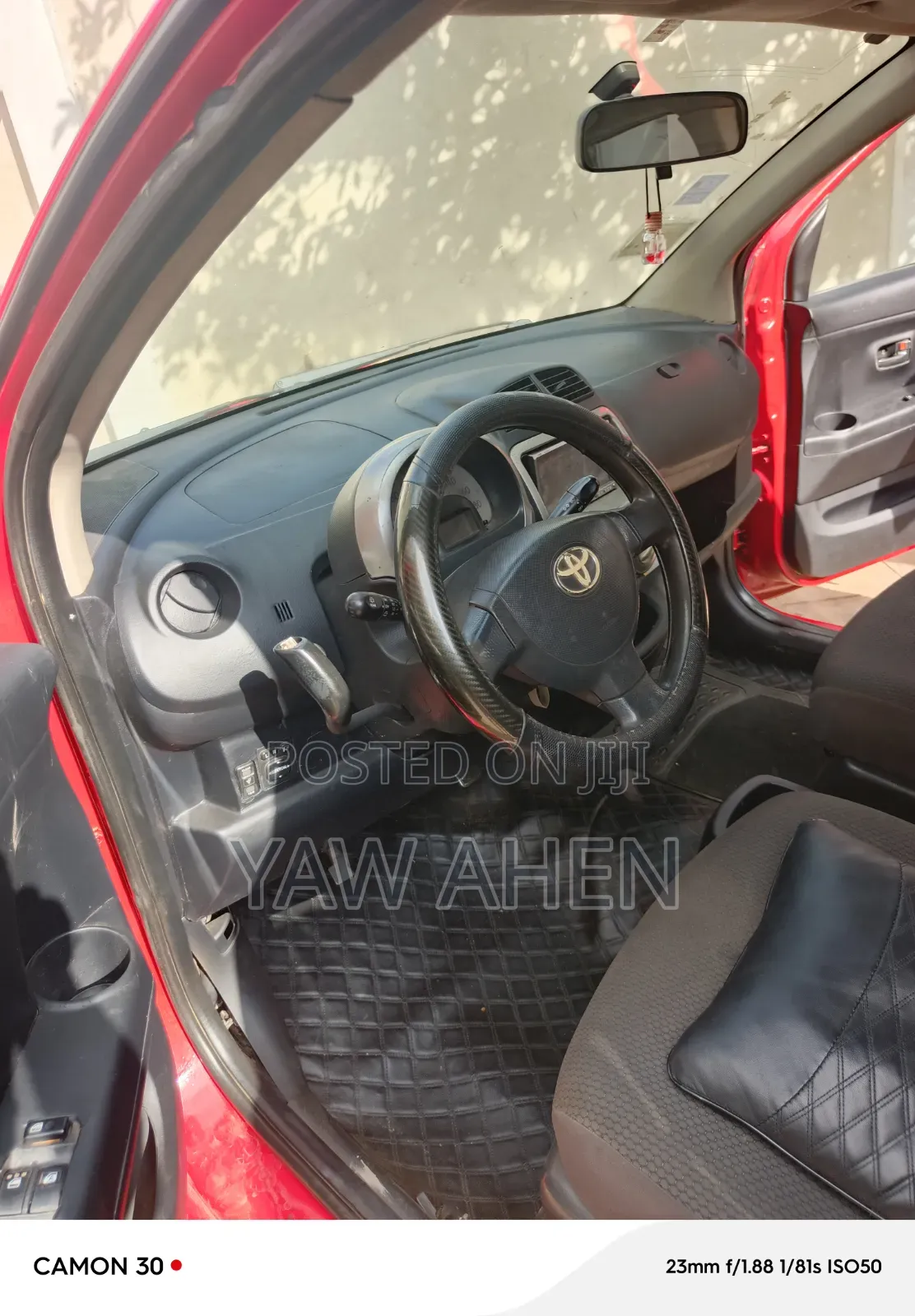 Toyota Passo 2012 Red