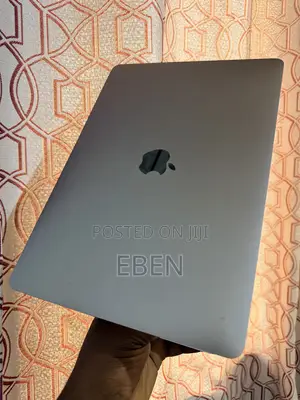 Laptop Apple MacBook Pro 2020 8GB Apple M1 SSD 512GB