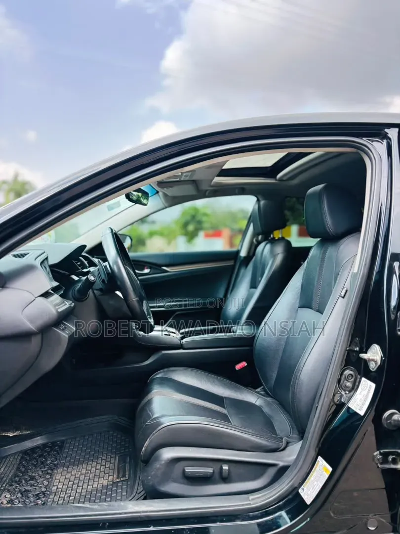 Honda Civic Touring Sedan 2019 Black