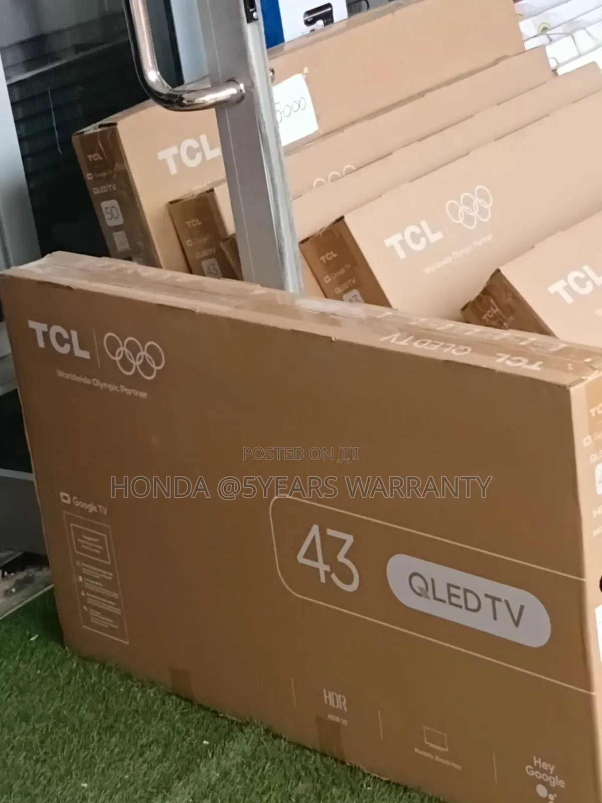 TCL TV - Metallic Bezel - Less