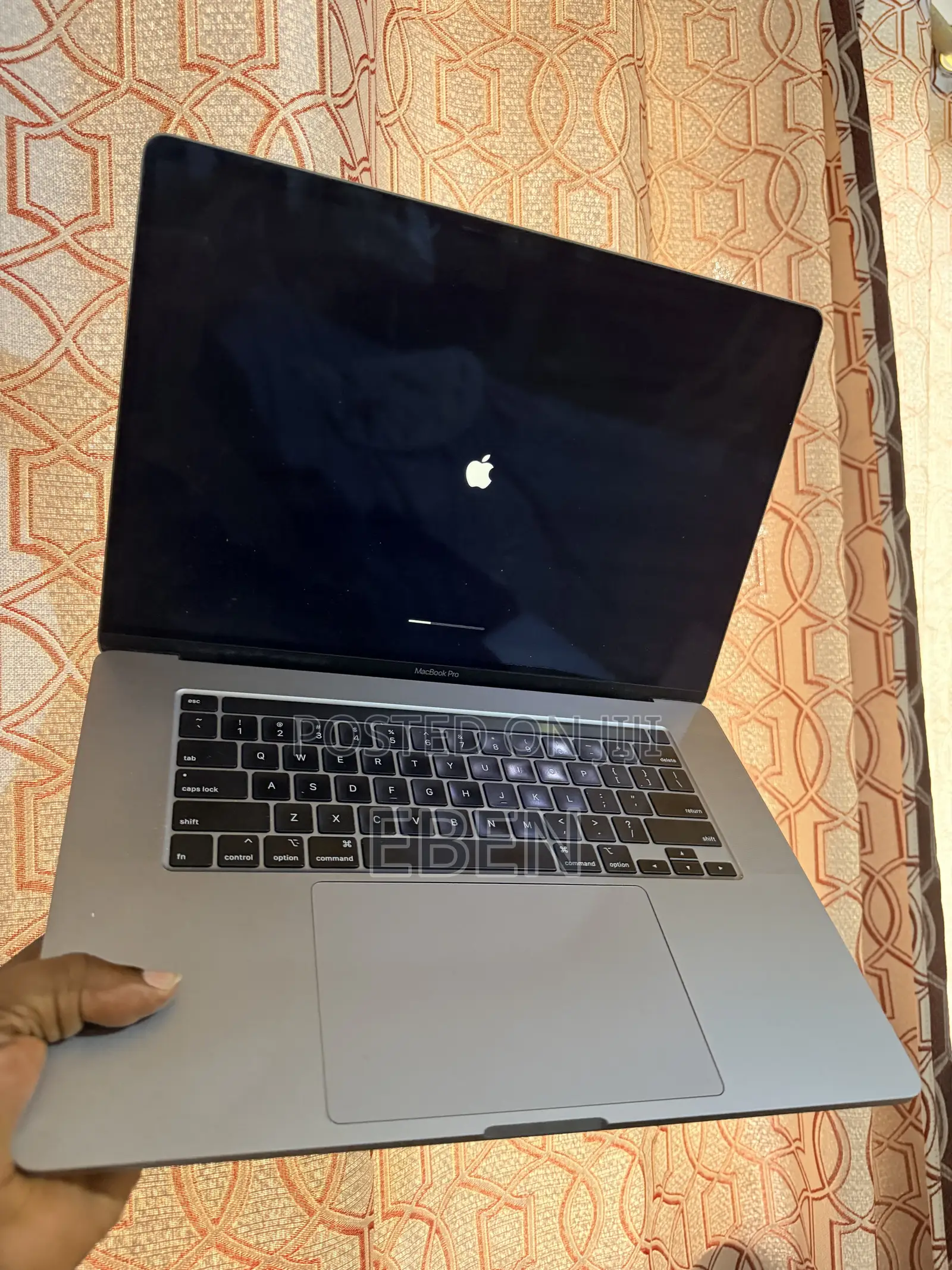 Laptop Apple MacBook Pro 2019 16GB Intel Core i9 SSD 1T