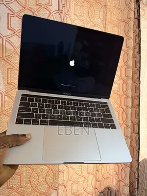 Laptop Apple MacBook Pro 2019 8GB Intel Core i5 HDD 256GB