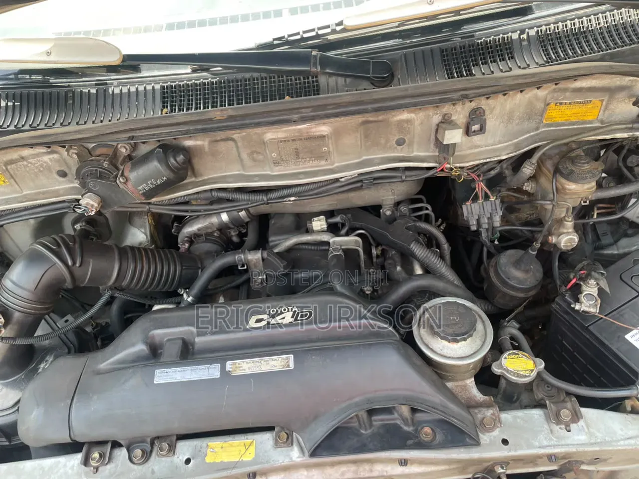 Toyota HiAce 2009 Silver