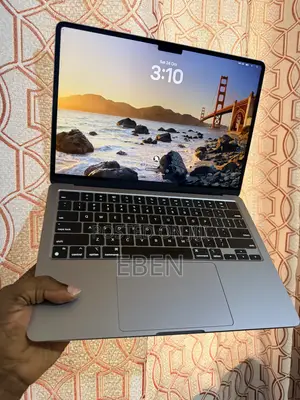Laptop Apple MacBook Air 2022 M2 8GB Apple M2 SSD 256GB