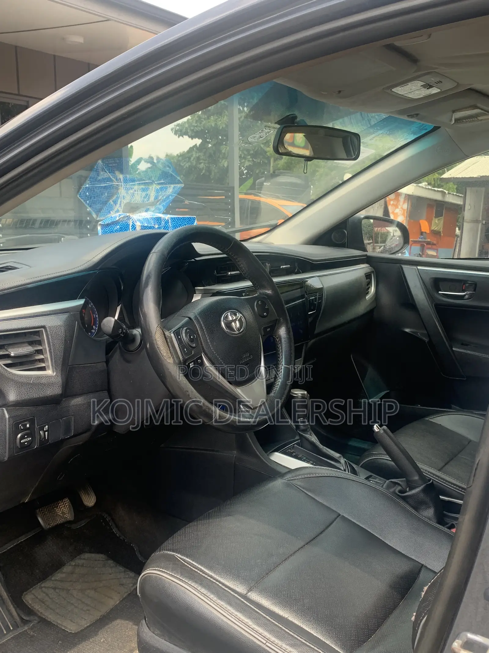 Toyota Corolla 2016 Gray