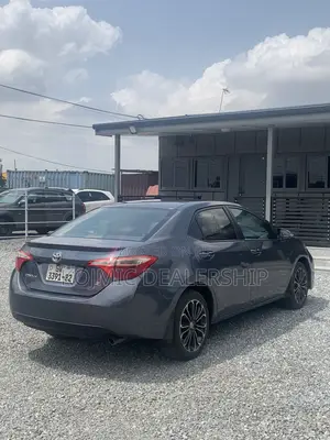 Toyota Corolla 2016 Gray