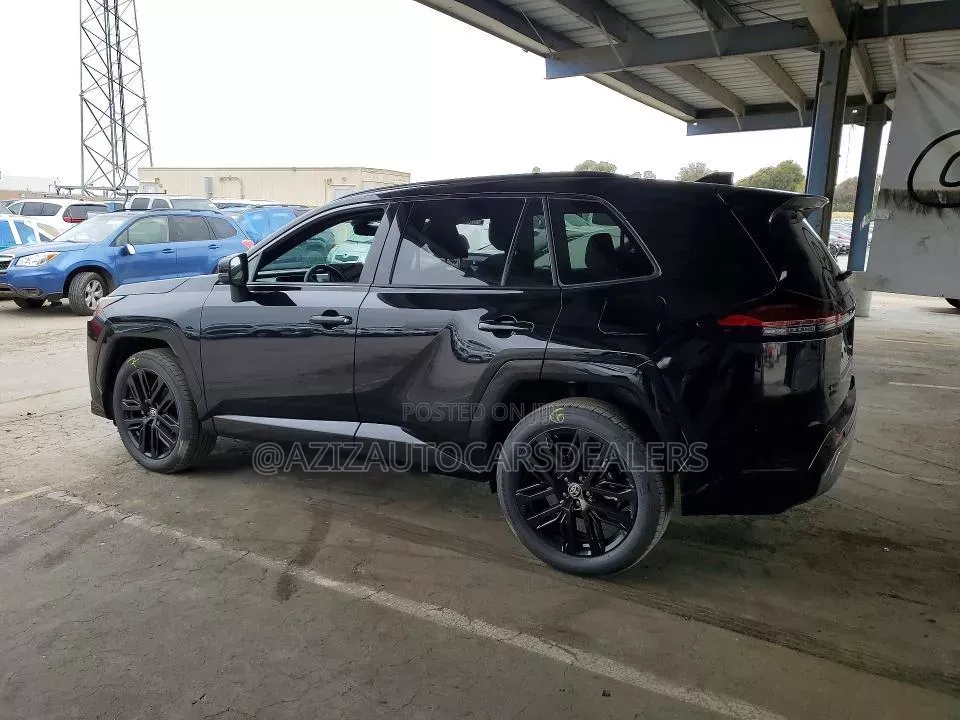 Toyota RAV4 XSE 2026 Black